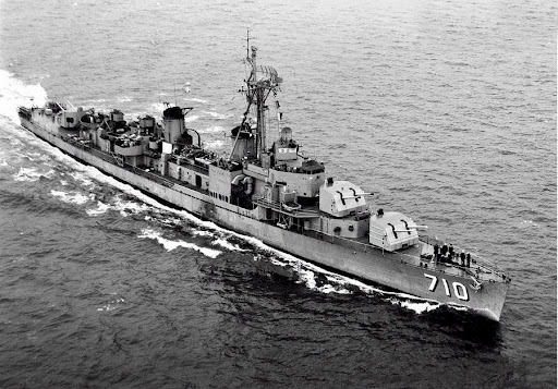 Gearing Class Destroyer Profile Drawings by George Bieda